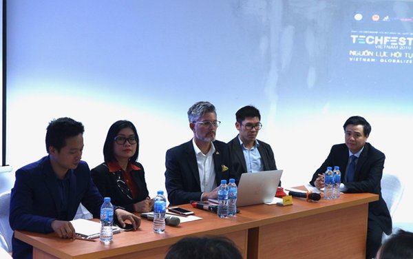 NextX phát biểu tại Hội thảo Chuyển đổi số của Techfest Việt Nam 2019: "Các sản phẩm Make in Vietnam tự tin hỗ trợ doanh nghiệp nâng cao năng lực chuyển đổi số"